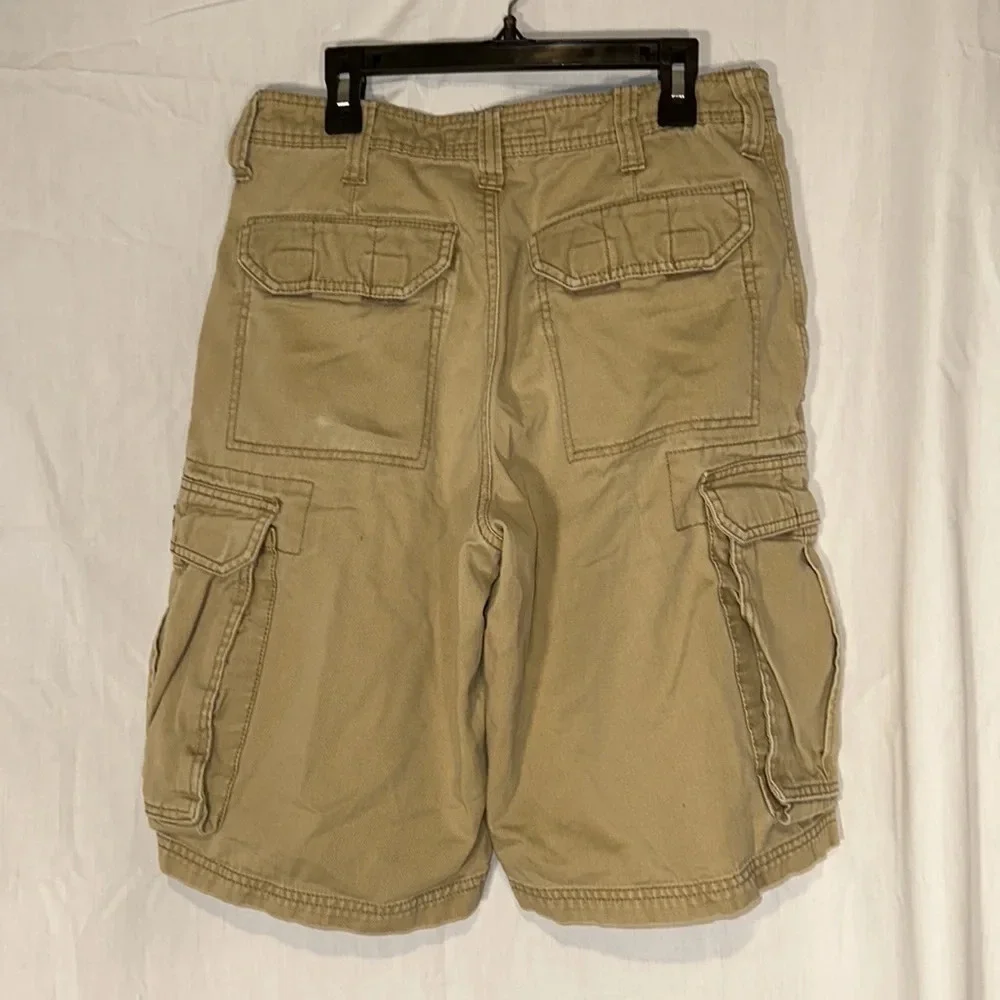 men’s tan Aeropostale cargo shorts size 27